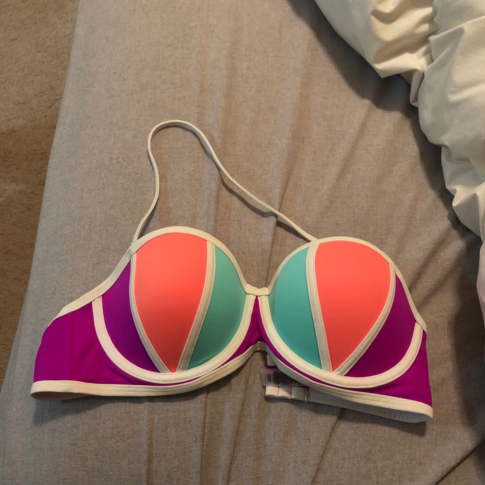Victoria’s Secret pink bikini top